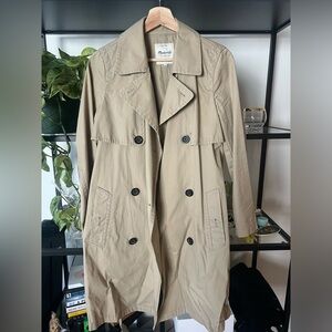 Madewell Classic Trench coat with side slits